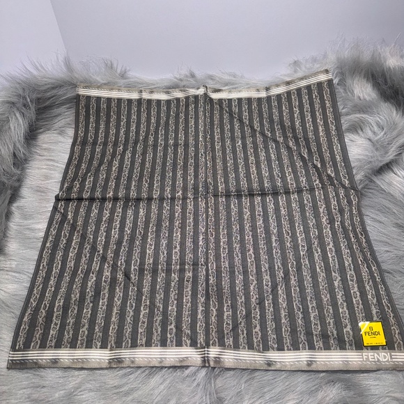 Authentic Fendi Scarf~NIB - Picture 3 of 6